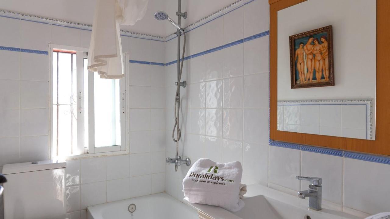 Finca La Canera Alcala De Guadaira By Ruralidays Ngoại thất bức ảnh